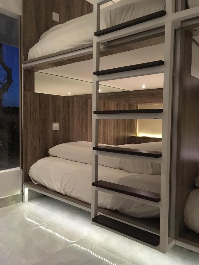 The Hide Hostel At Canggu (Adults Only) ภายนอก รูปภาพ